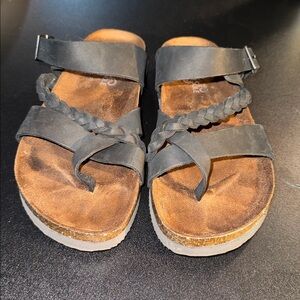 Mountain Sole Women's Black Leather Braided Sandals, size 7